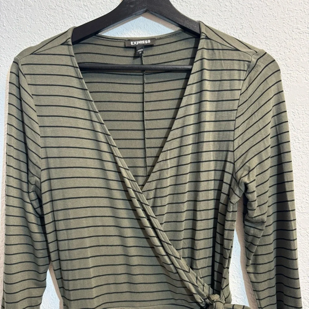 Express Green Stripe V neck mock wrap dress Womans SM - Picture 2 of 8